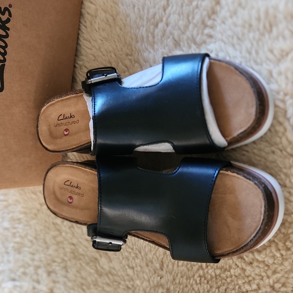 NWT IOB Clarks Lizby Ease Black Lea Leather Easy Slide Sandal ๐ก ๐ค - Picture 4 of 16